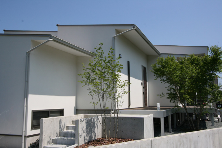 Terrace - H | デザイン住宅の株式会社ぶすじま建設